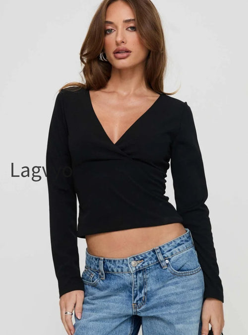 aeva-long-sleeve-plunge-top-black