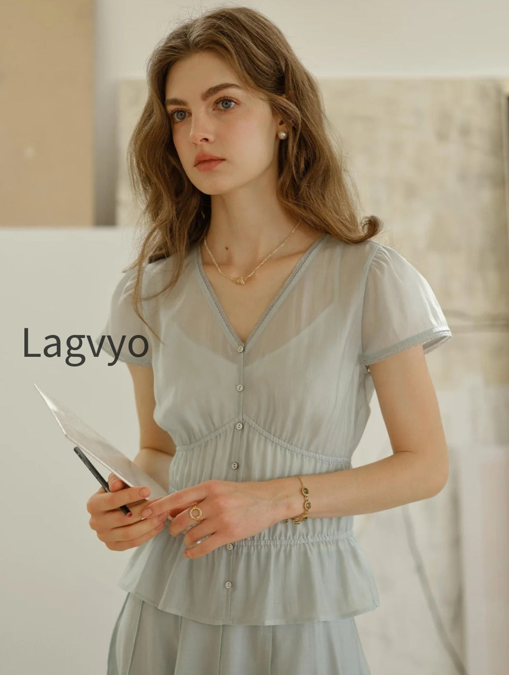 bella-v-neck-smocking-blouse