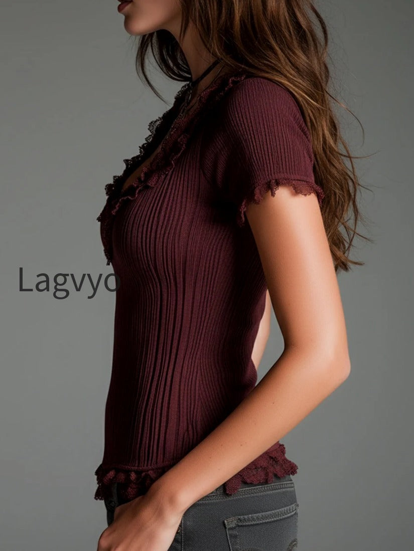 vintage-faded-knitted-short-sleeved-t-shirt-with-lace-trim